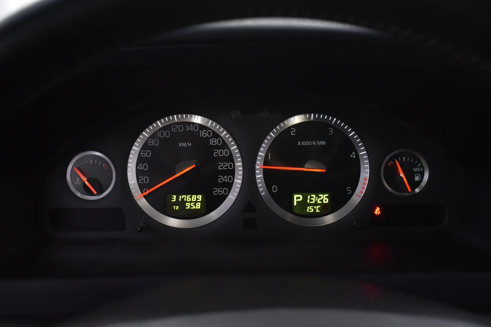 Car Image - 5KuoiYxHwJYBIqxr9MJ7Yk