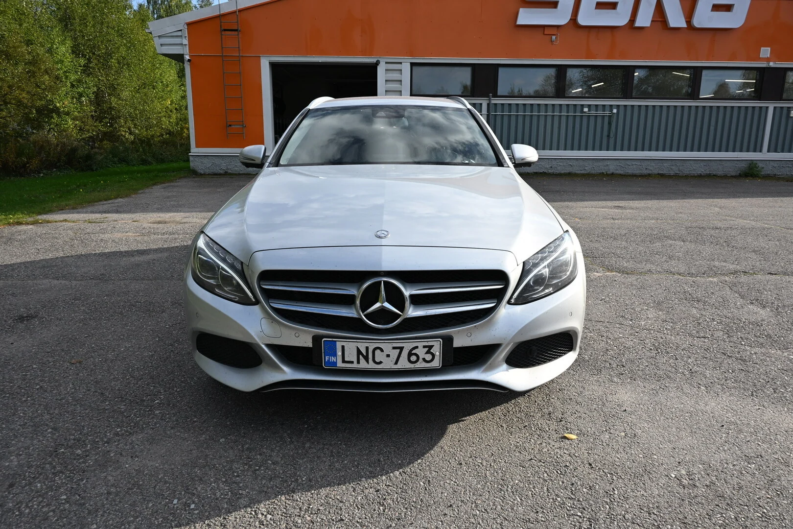 Car Image - 2O4aQIe50QbCgiZ7eUyxtK