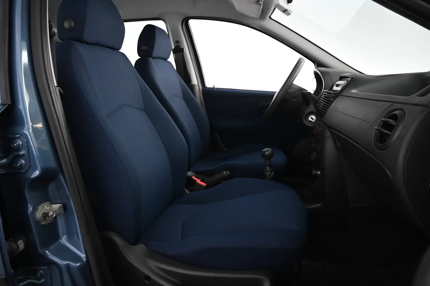 Car Image - Bq50COcCHtyH44y1wFuEy