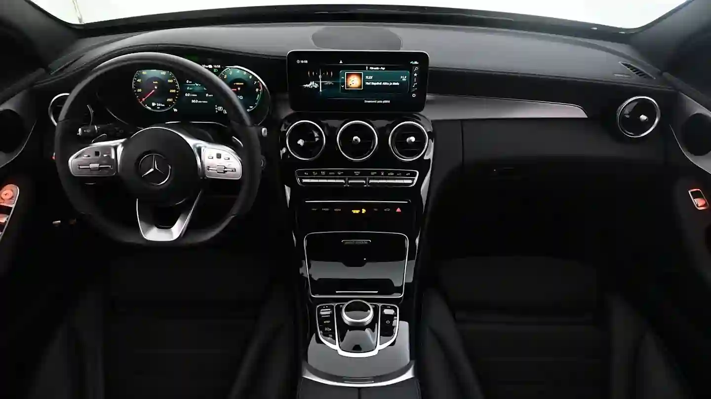 Car Image - 3IXQvZVlNSI0EMvZQ6DFQs