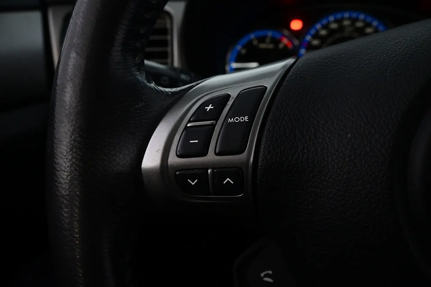 Car Image - 2qF2SxQO4LwcZ3qzNjxxCF