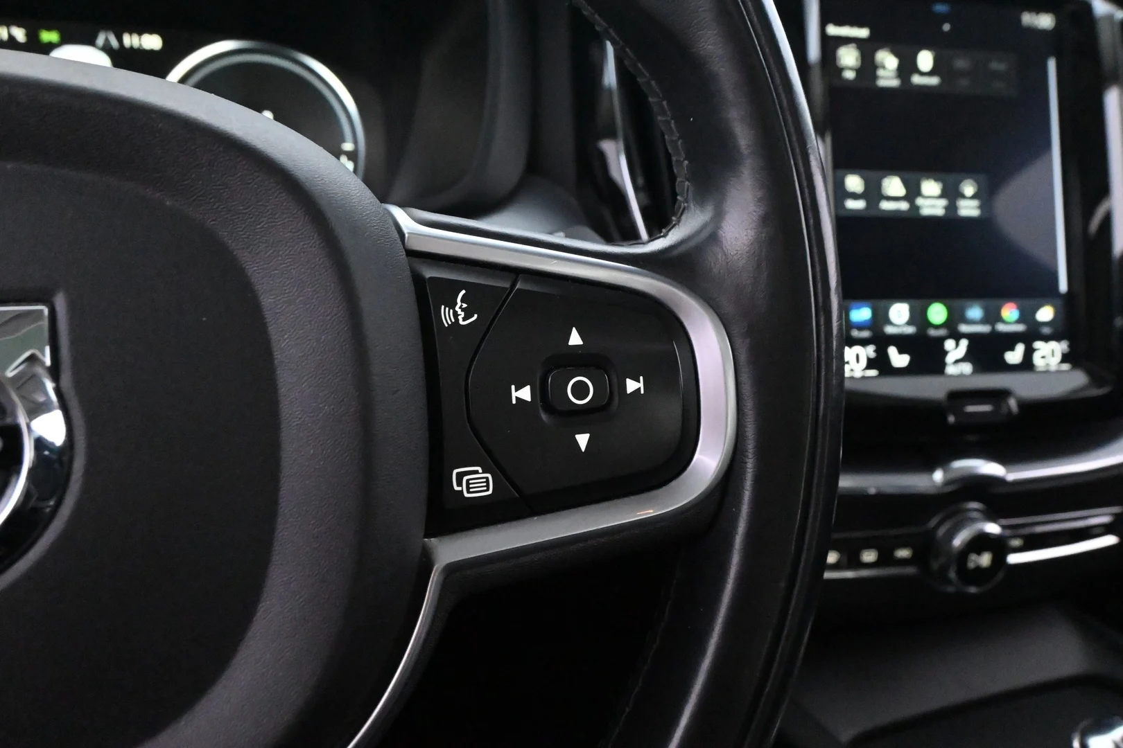 Car Image - 8Uq5UpF6b0Hrb57Fixt3t