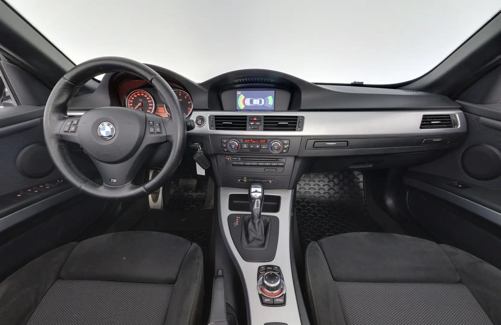 Car Image - 1IUsgvnkEdmSKwCKpUMlXd