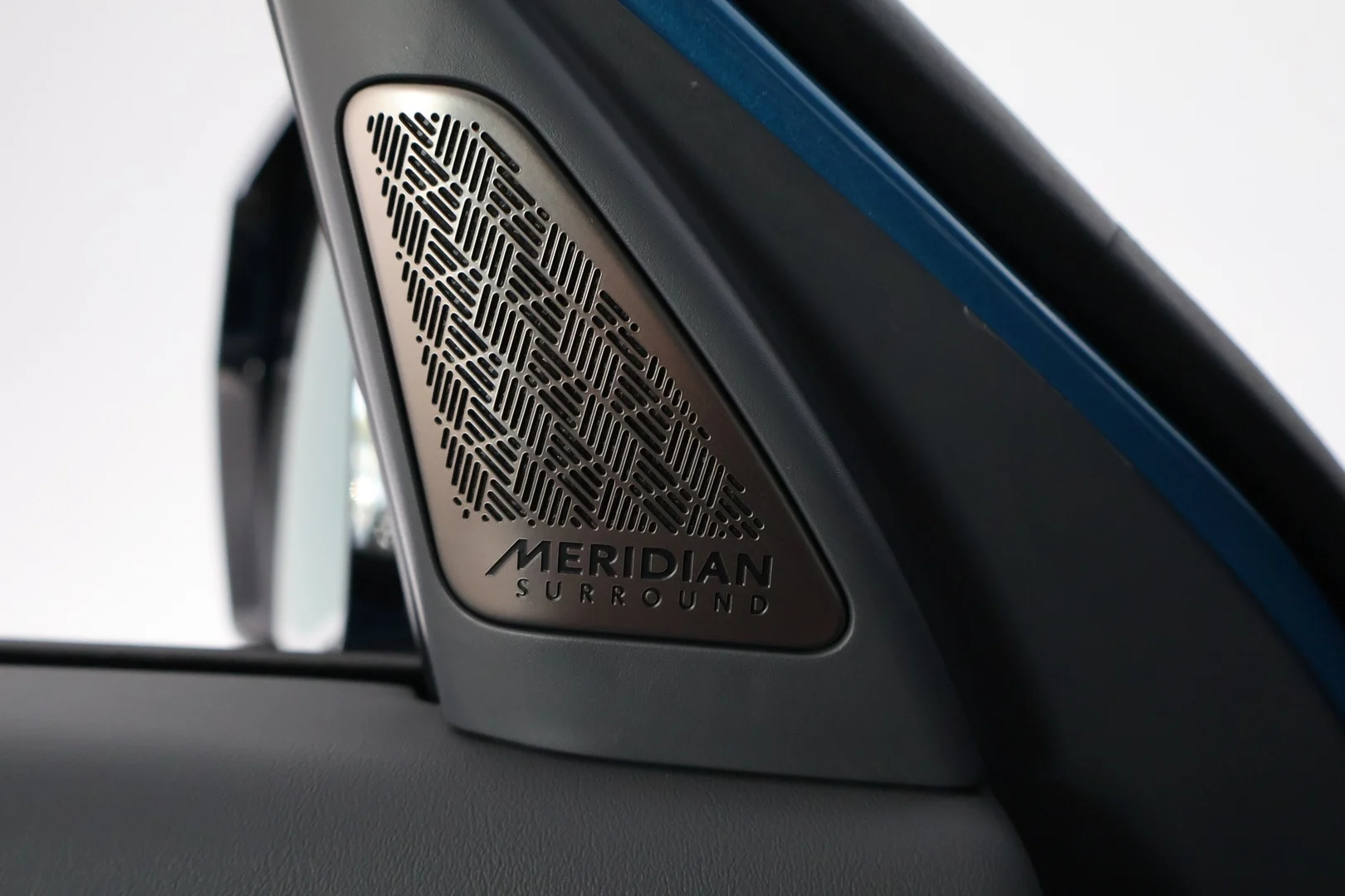 Car Image - lzD0xFlW0dWybwJBzQohA