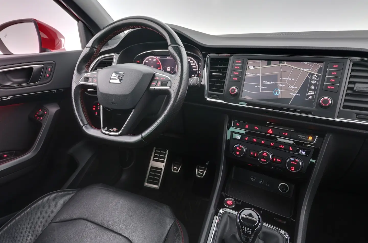 Car Image - 6N1DuB8dRPJ3tVGysPoduF