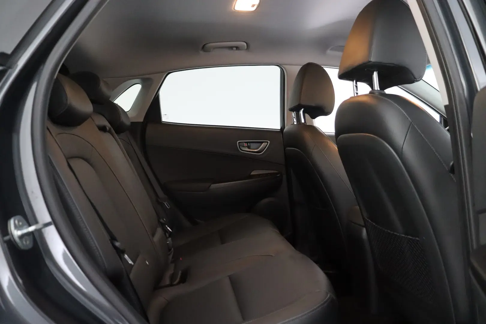 Car Image - 60SVXcCbBfEWRR3RmxAP4a