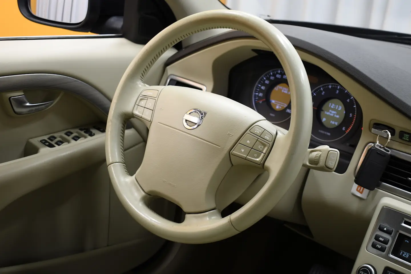 Car Image - 6YtKhCHqI5rcnhtMREfW6X