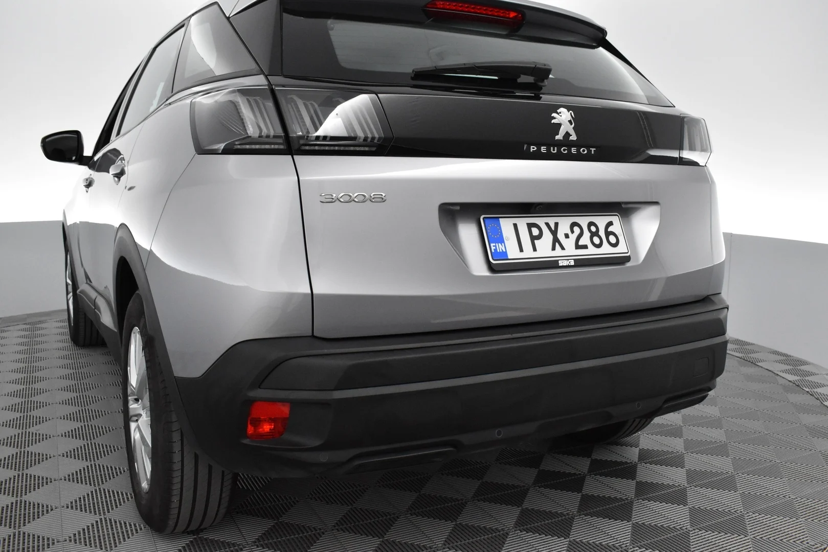 Car Image - 15rTdVIUWDPN3qFciWtYXb