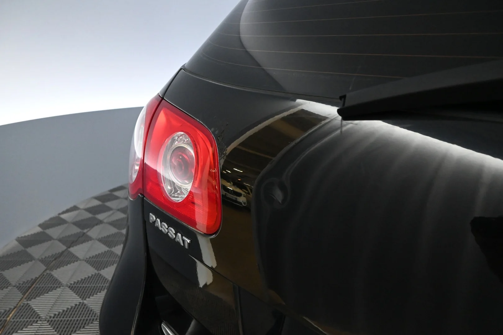 Car Image - 2tiSxsofRXJ1ZrF2cwgMJ9