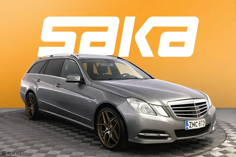 Mercedes-Benz E