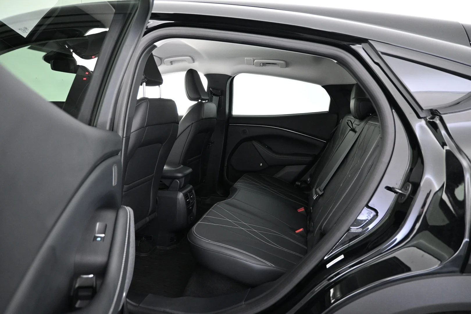 Car Image - 3Xxd0Gecr0vOli5jNNGc4q