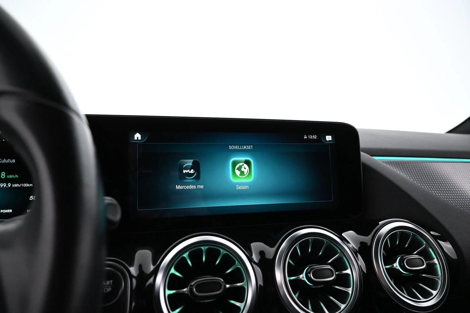 Car Image - 2T7IF9oAU3XIHAlm3c95wI