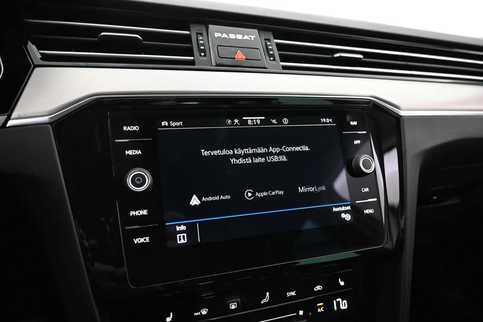 Car Image - 7qKM8SmkIEpFWAbqzRMux7