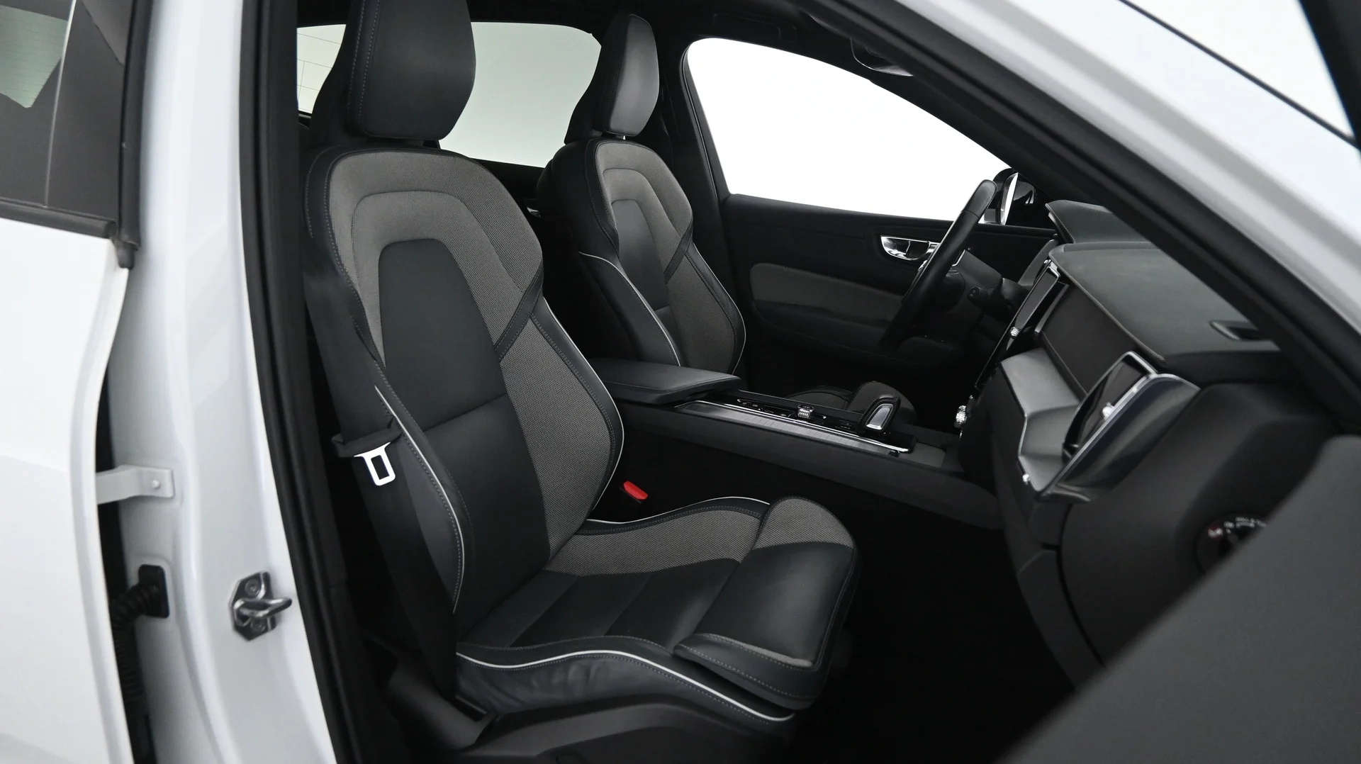 Car Image - 4PWldkT2jpYwb3dFEdUk6O