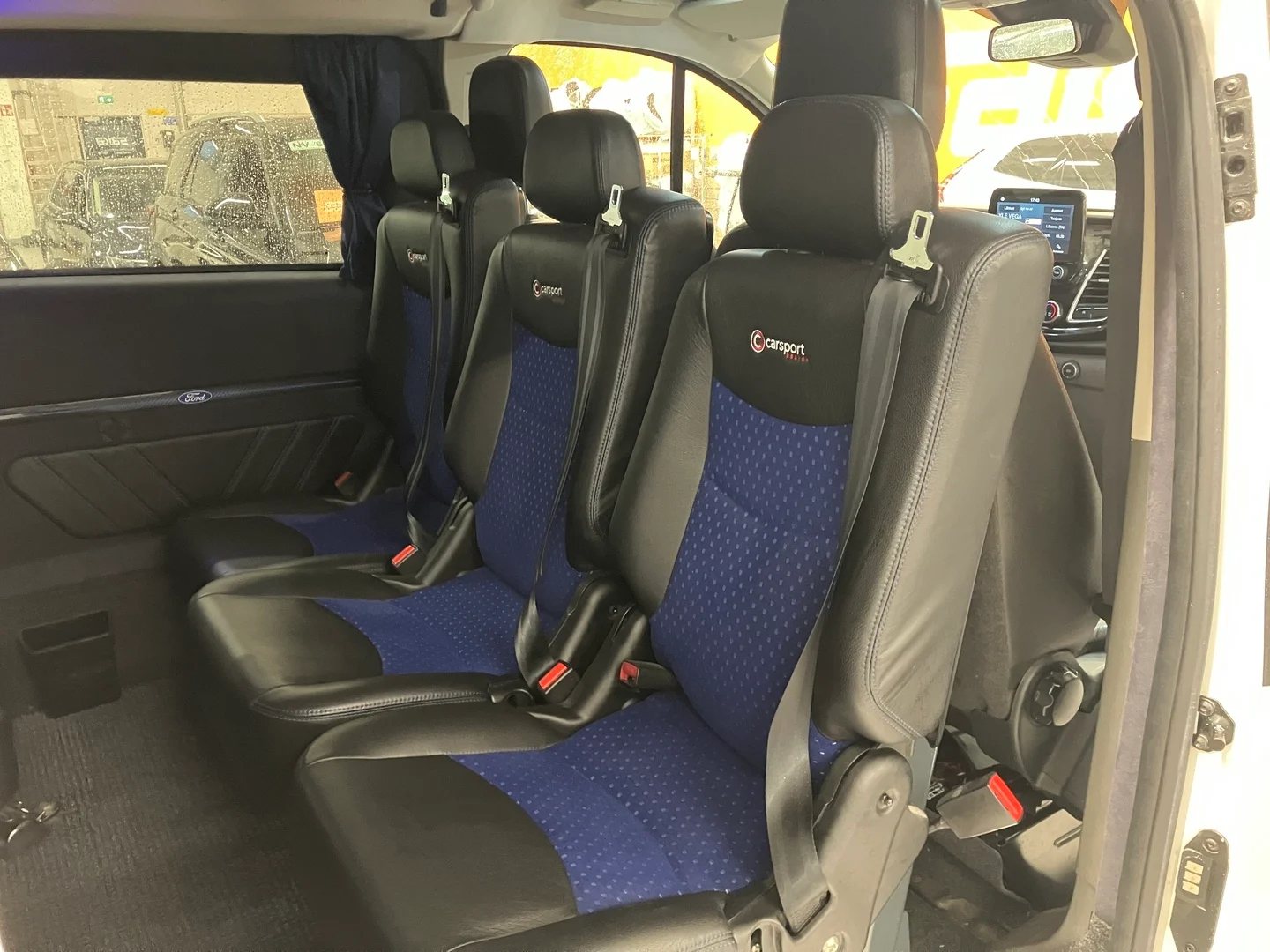 Car Image - 42dLlvUcz4LiWI5KLnXT9K