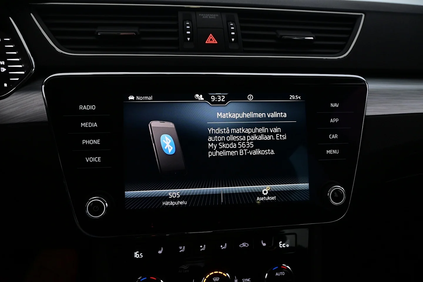 Car Image - 6uTsO0BUR00TU4WR8BXMeA