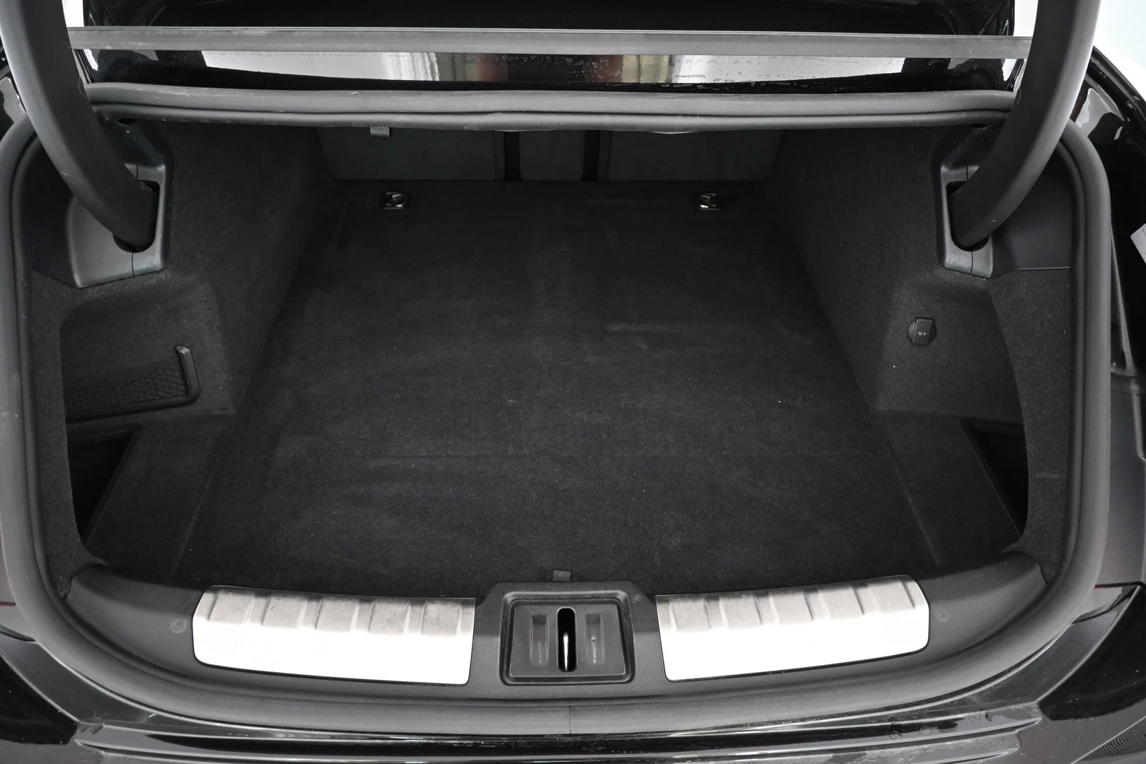 Car Image - 6ZKwH8a639J76PZnHB51TJ