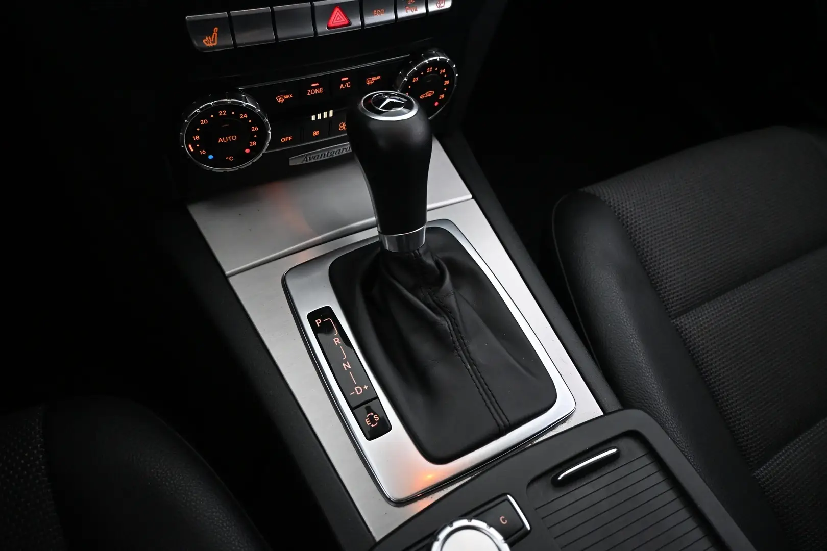 Car Image - 4C9nbOLXcCt44i3PuBZhzS