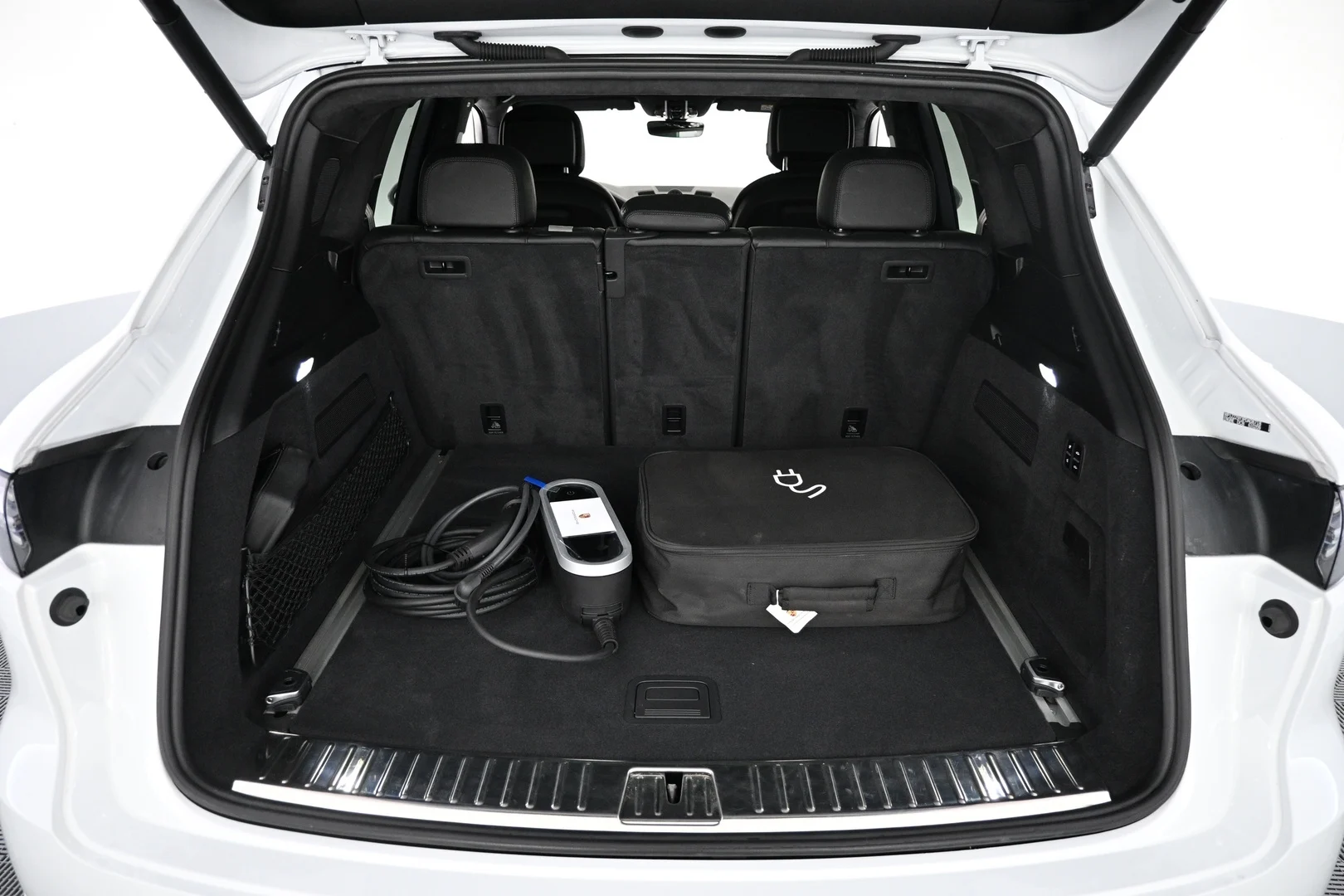 Car Image - 6c5QVODK71eTtS3vzHGVaW