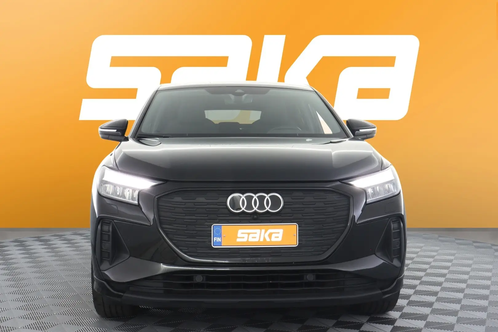Car Image - 4v81kHMqxU1VzlkBV3450x