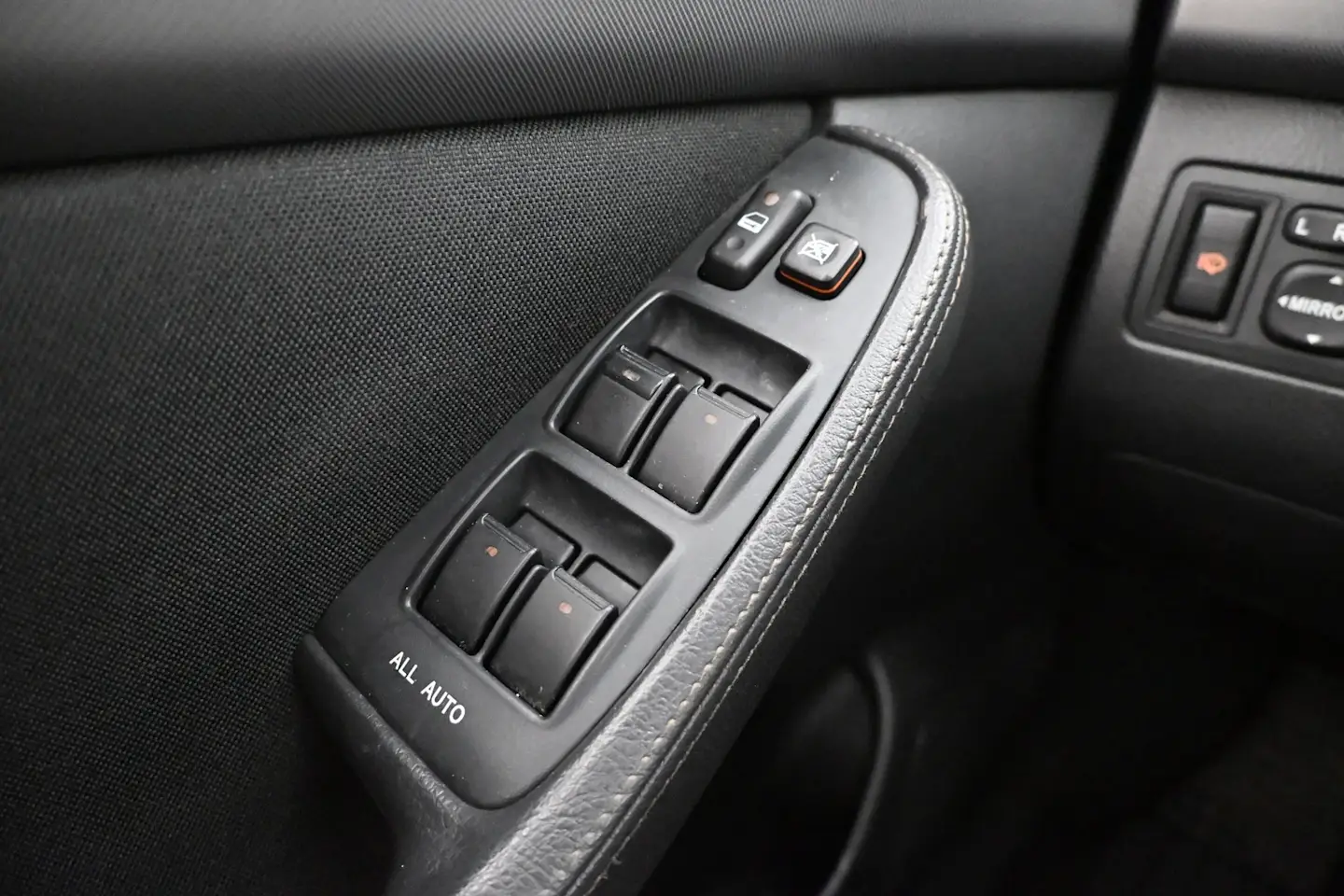 Car Image - 5nKGcAdNvRiSa6x0gL5jrL