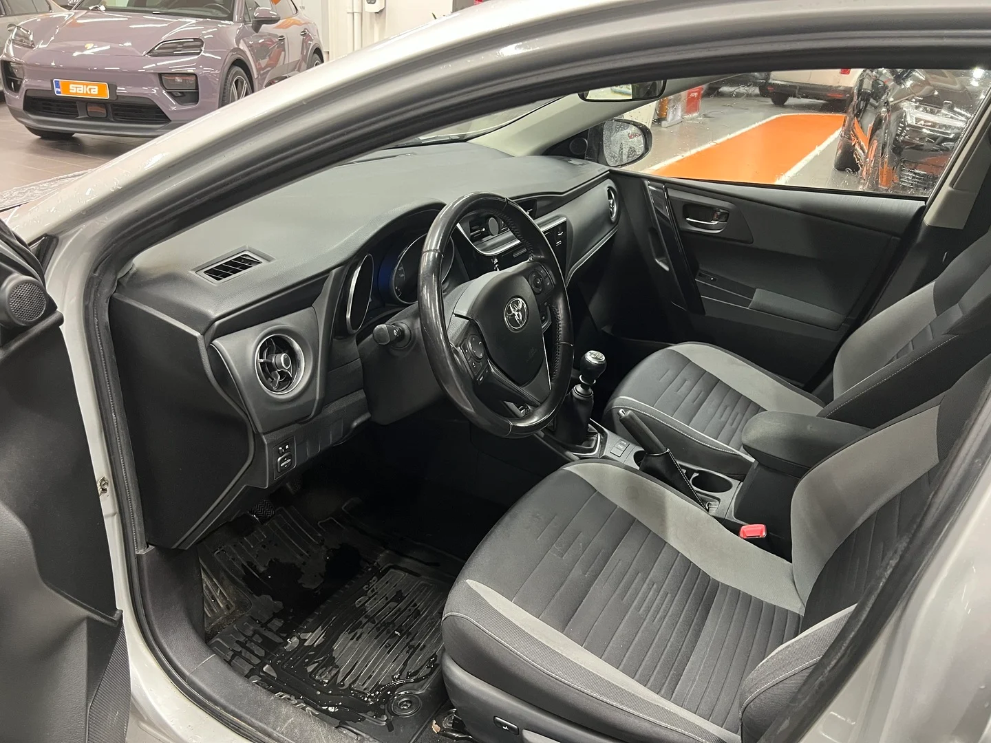 Car Image - 3jKRaFXWTunp8r8tdT7GTU