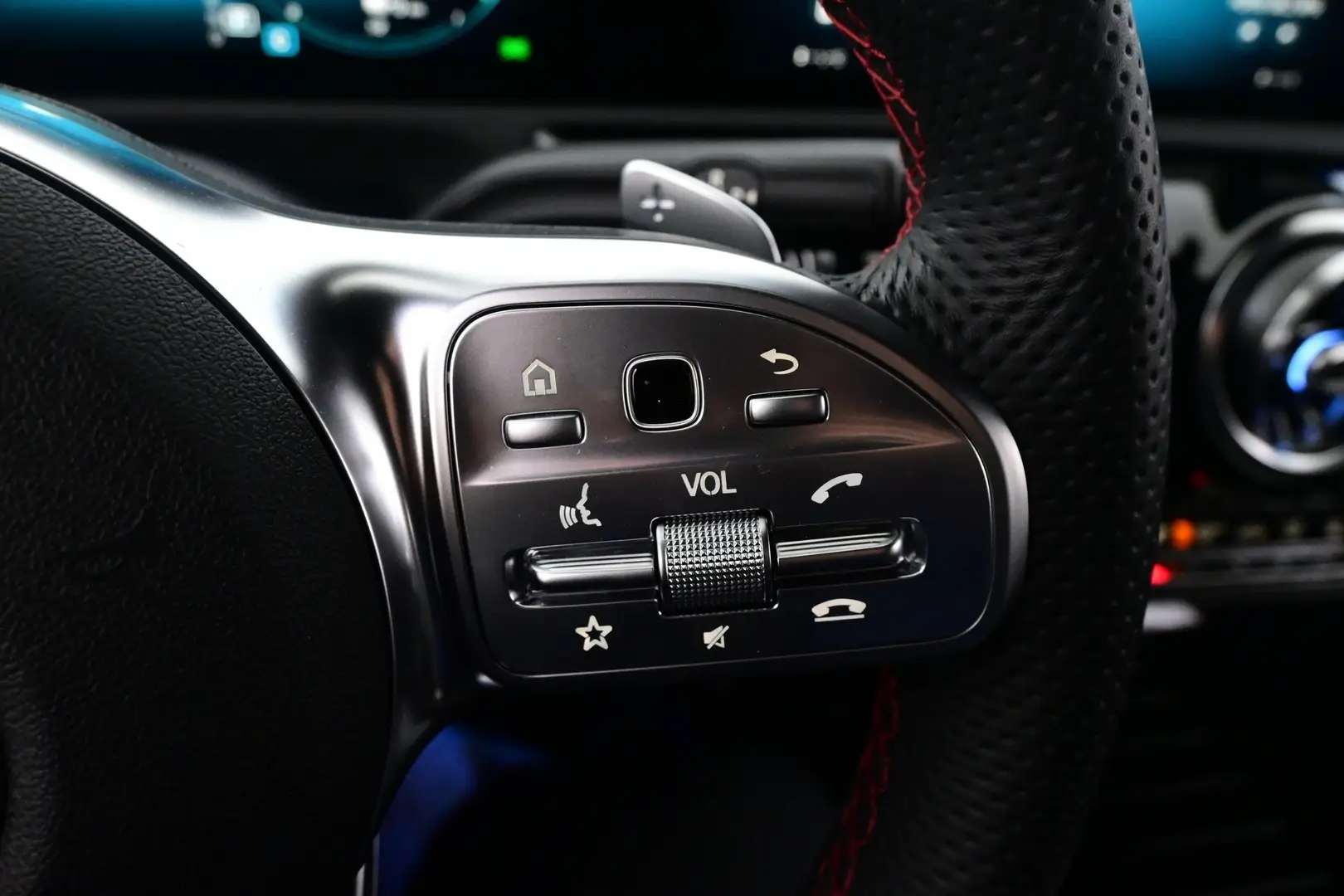 Car Image - 3e7RG8HleVXFt3MjgG4Dzu