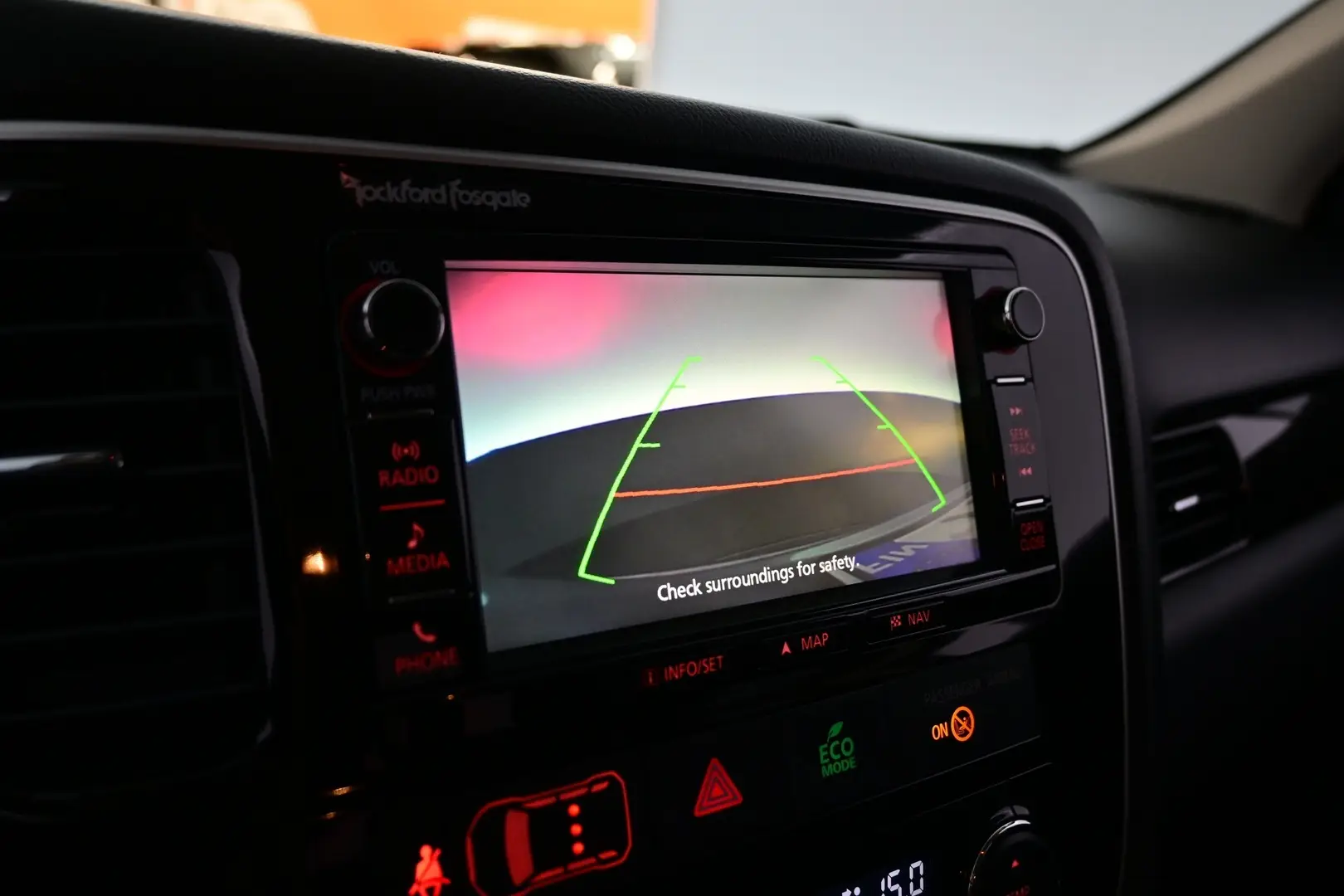 Car Image - 67ZvaloxhGFdvm4VTd6b41