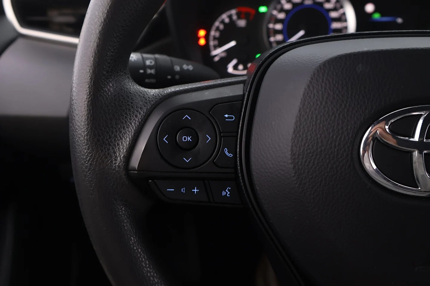 Car Image - 6VqthsnHtHyeQfHxWpdctt