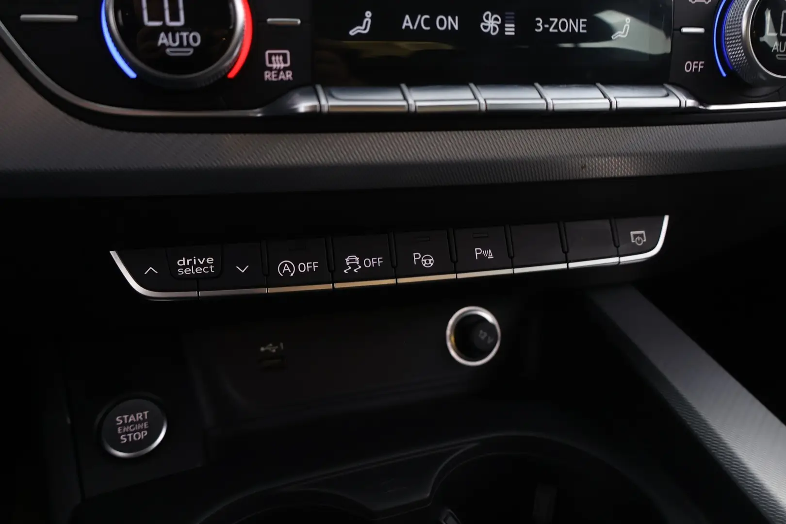 Car Image - 1QMd1DfSSz61flzd8rEsNa