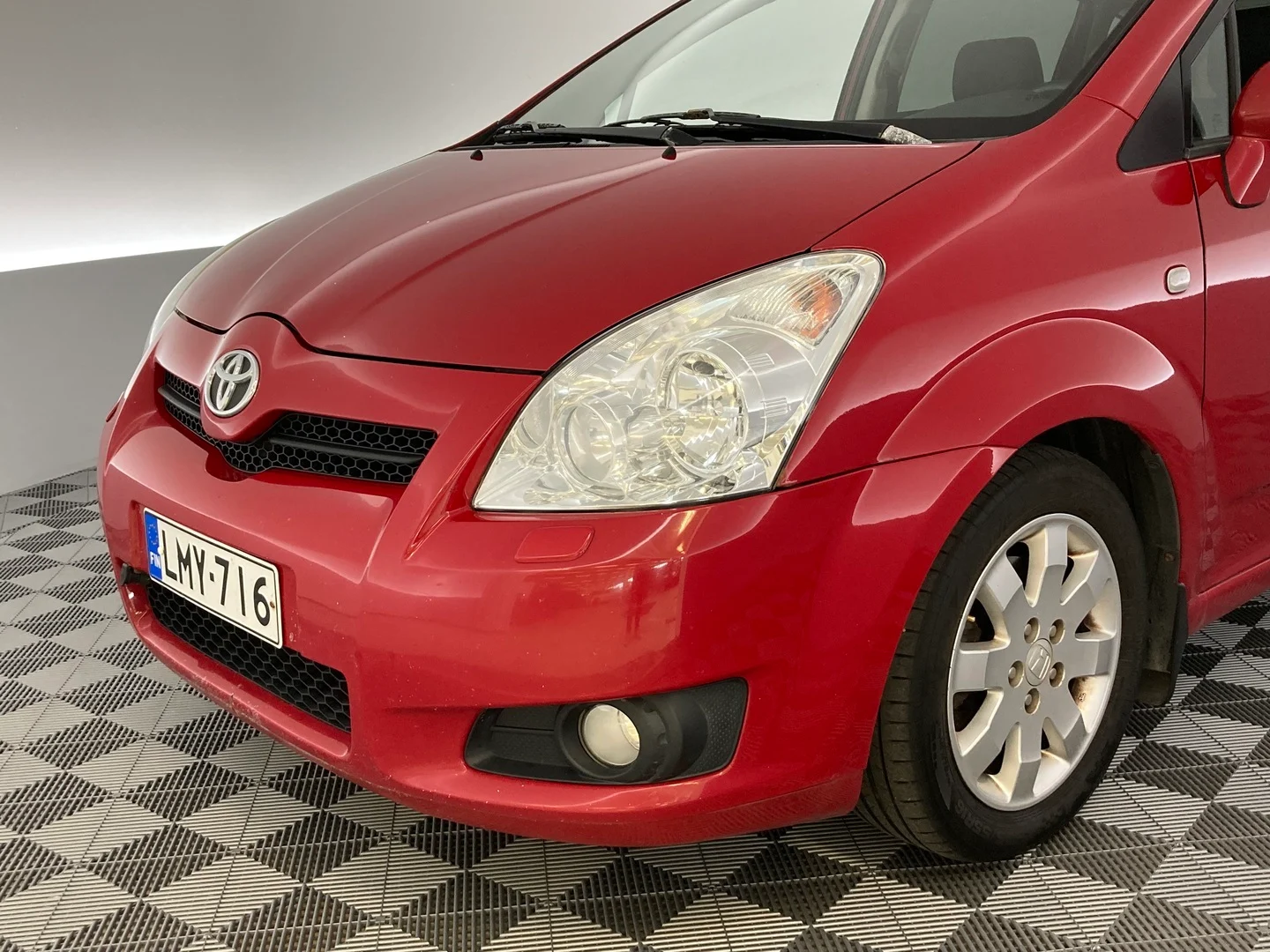 Car Image - 6RwJS0rrfbf9Pcv3ftVp54