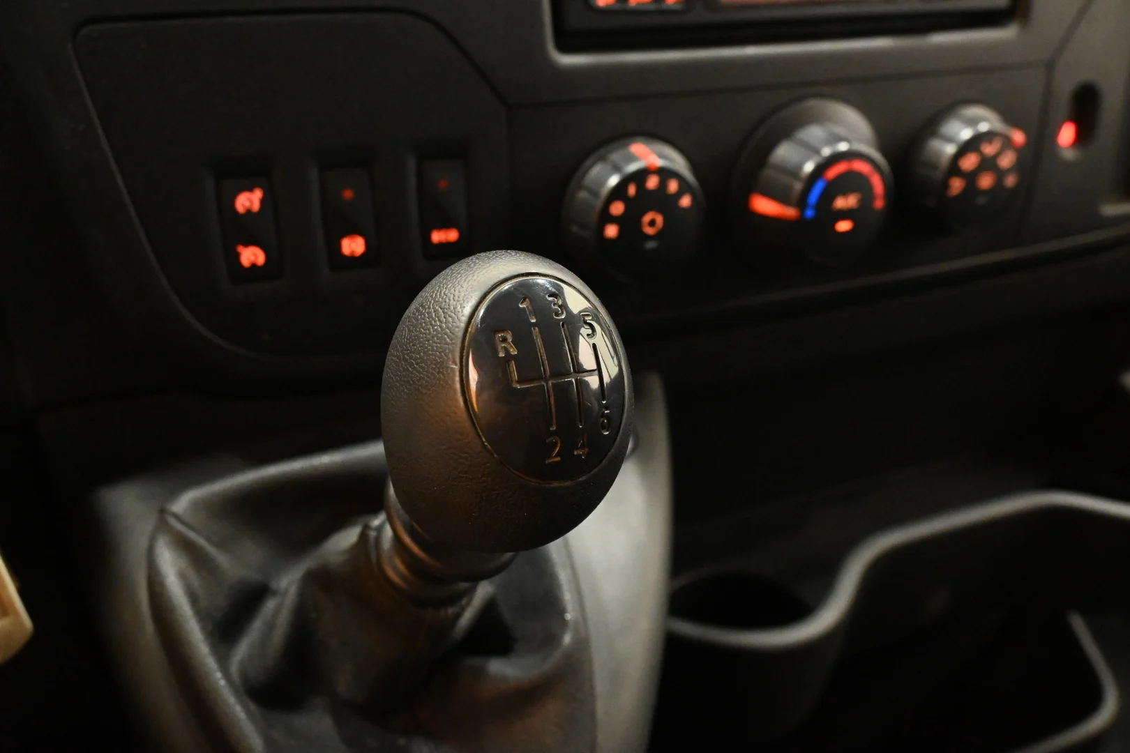 Car Image - 4kkOMQkUMX1Df8rCMpcUqF