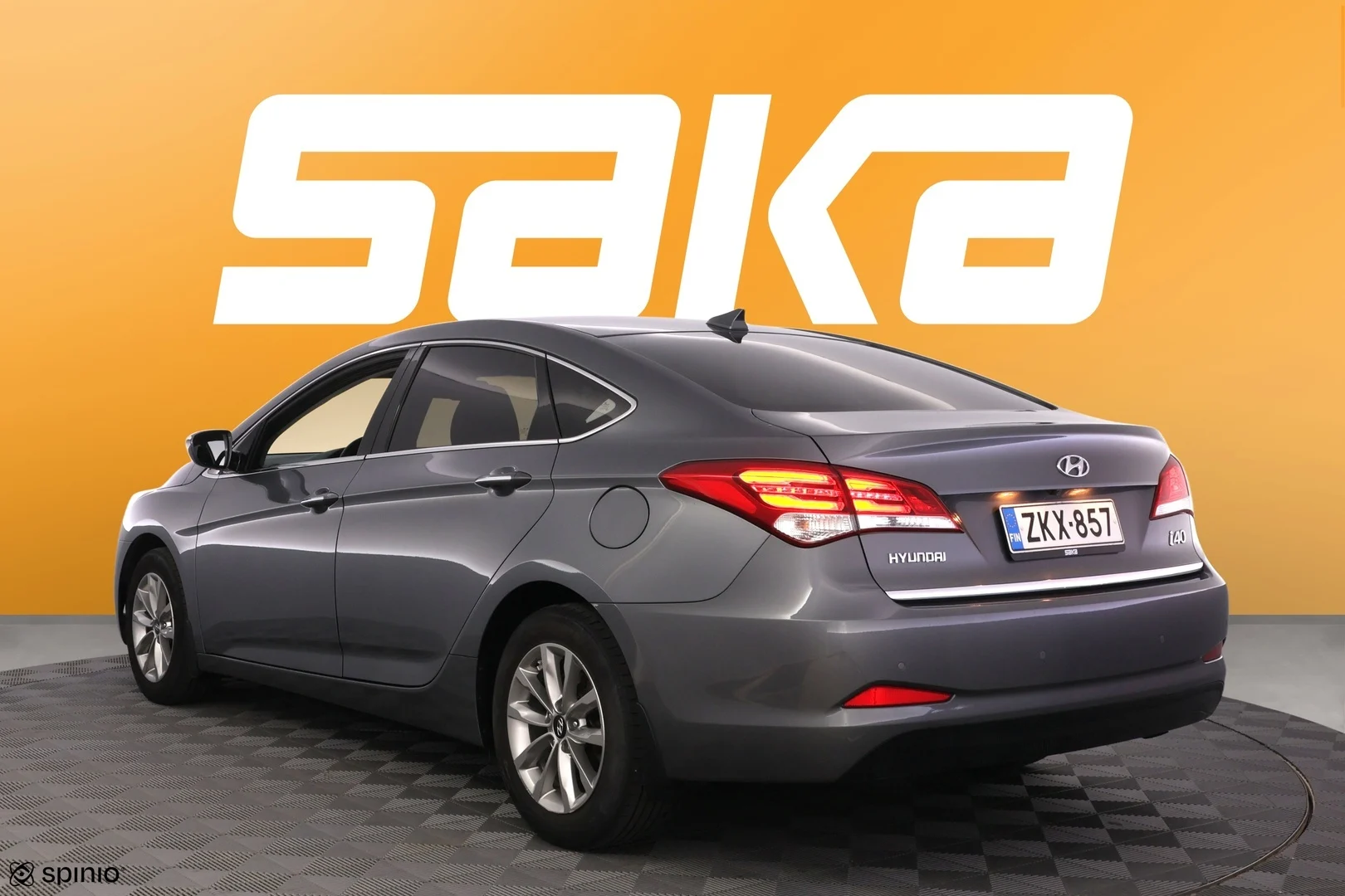 Car Image - 7dv3yMx4UUSjjtZIjoiZXR