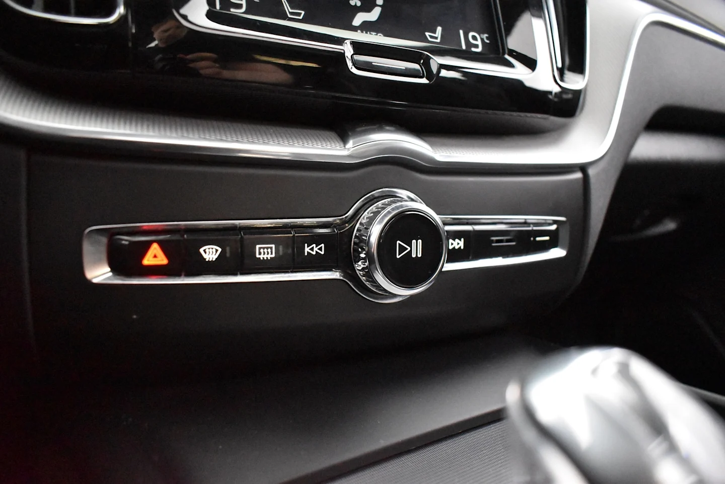 Car Image - 7FLGHfL5KuT5KIyzwWPlTt