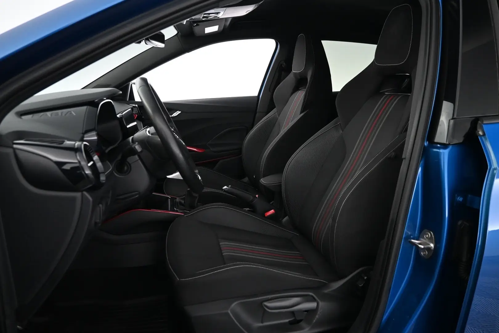 Car Image - 3NhoNcEnXymqNyLQWg5Ozx