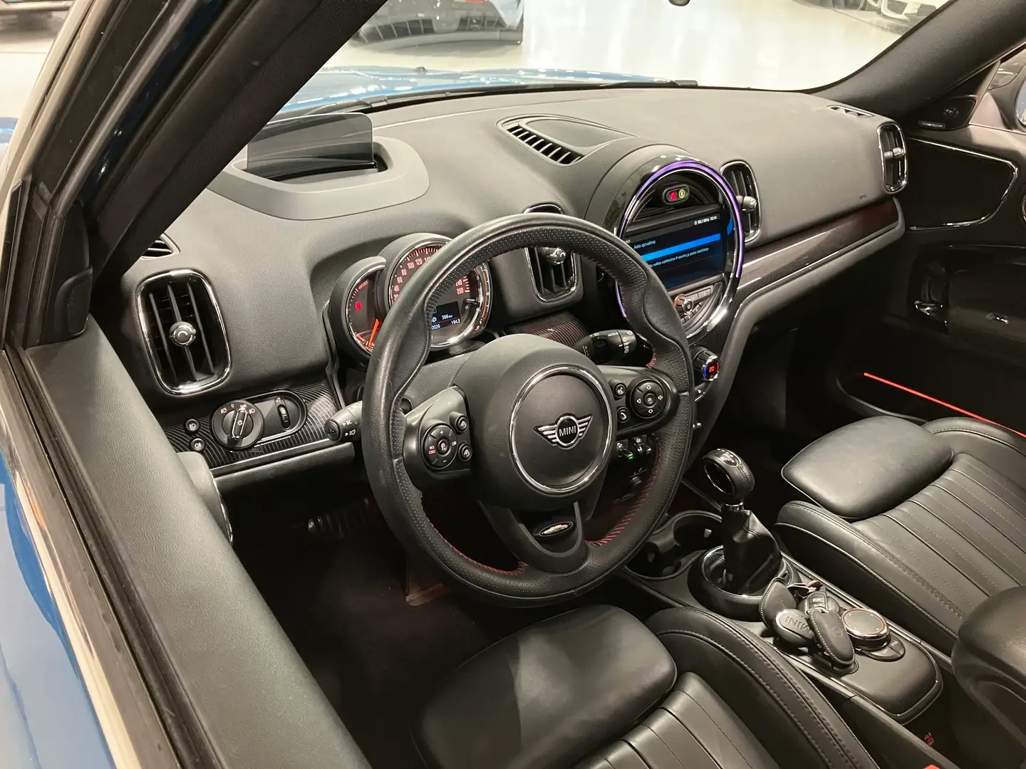 Car Image - 3y6UiuQuSFcWK8jdnfaXve