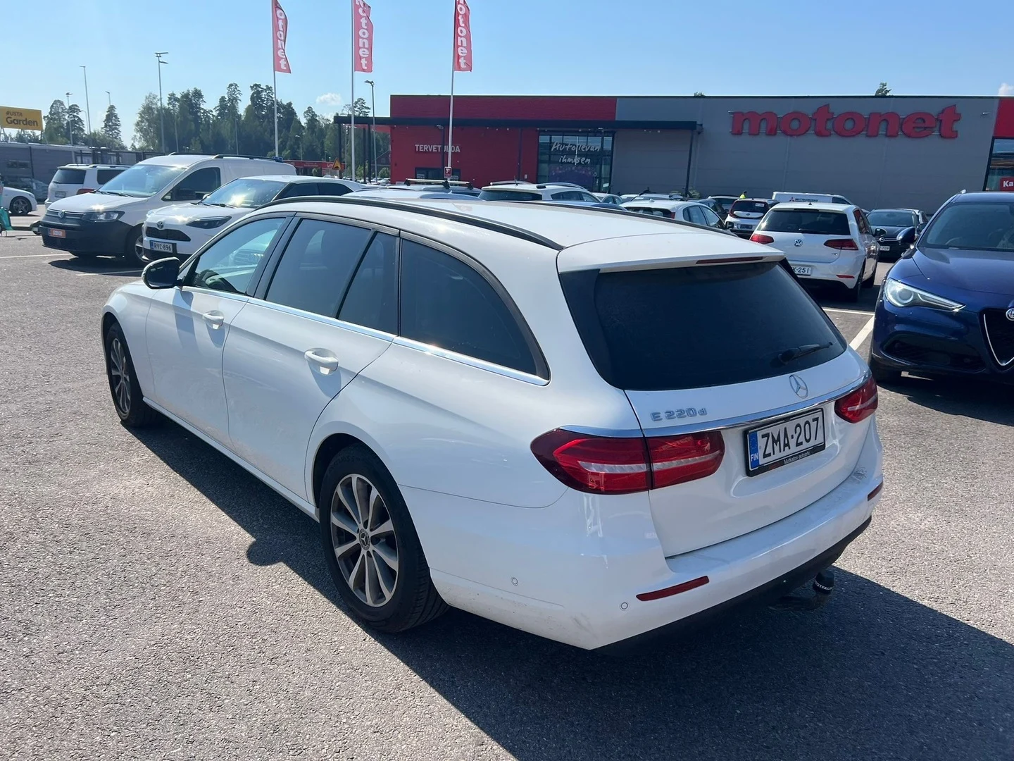 Car Image - 3TXM3YV4USddEhRAWKWVom