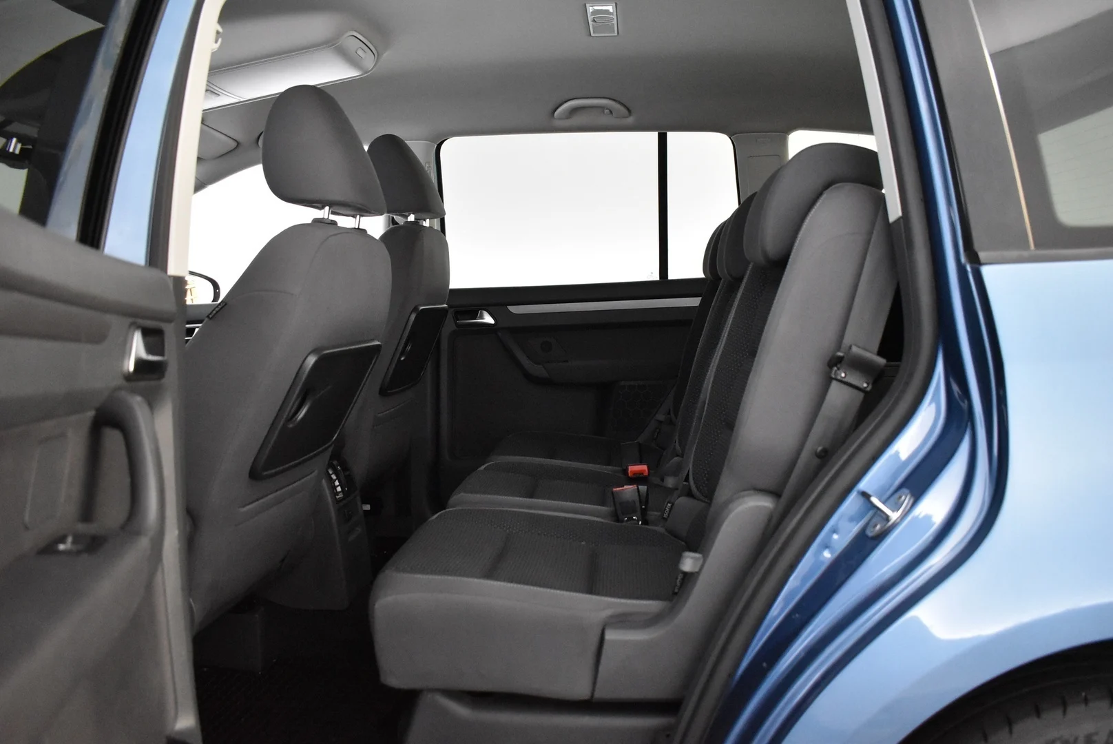 Car Image - 5i6gDJhcqlmjSmnoMWTG5v