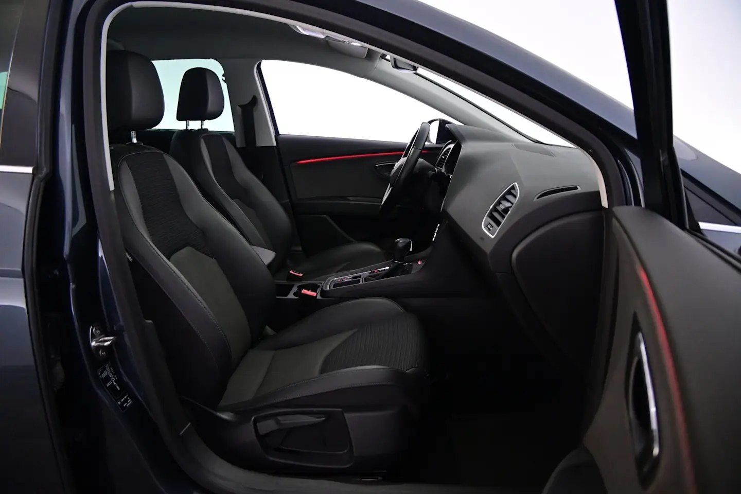 Car Image - 1buMGsejtQ3NkB96RIO7c5
