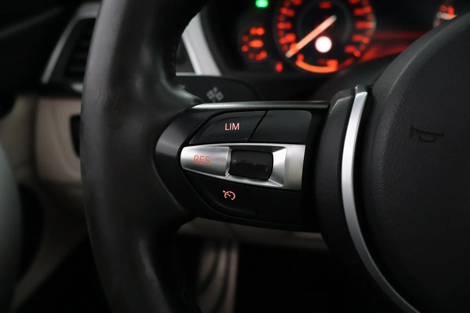 Car Image - 3AfkQxOG9drWKz7HgTwfMq