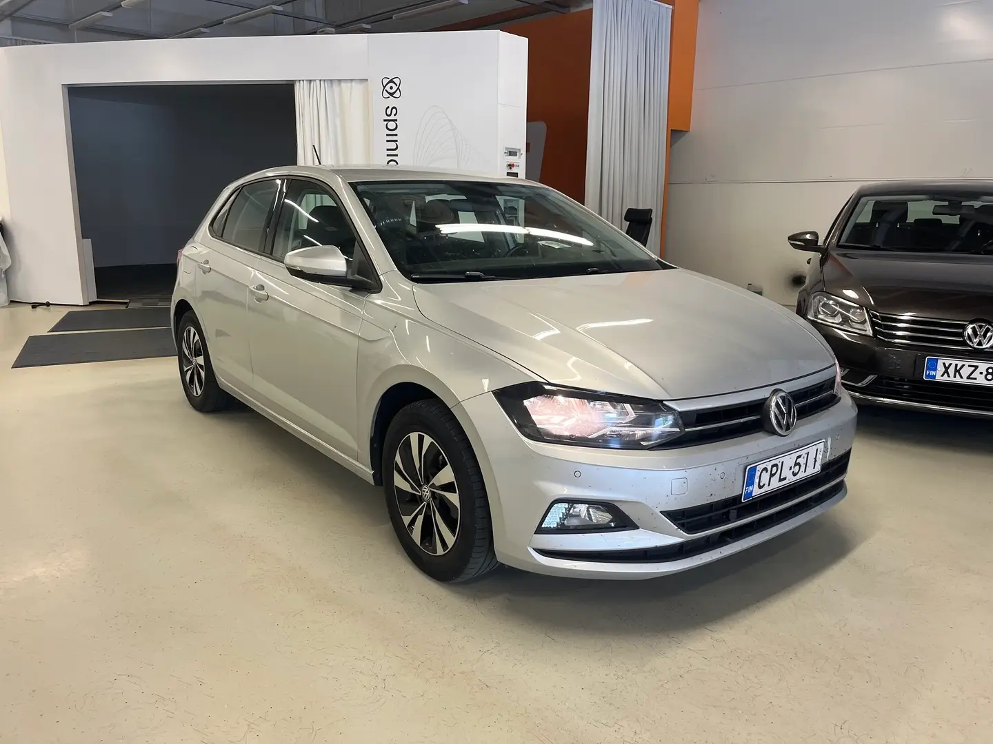 Car Image - 5LG4nS386cEfgvbYPtTG3j