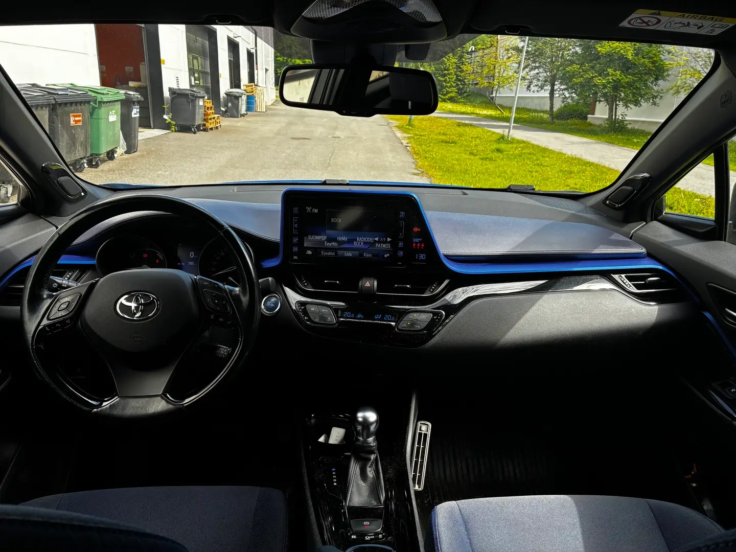 Car Image - PTbfH6LkaM3Jgi3FtcBVT