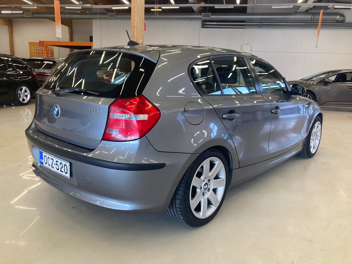 Car Image - 17mRKy1hlgkmXzBNQA96Yf