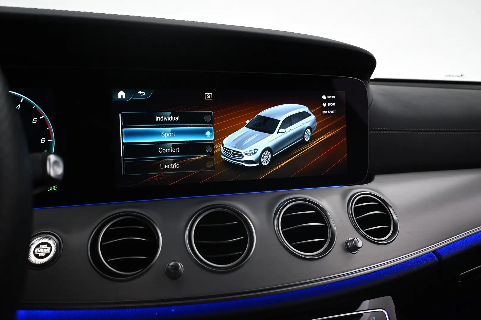Car Image - 6BZbnXysVoshNtlCAFrgJz