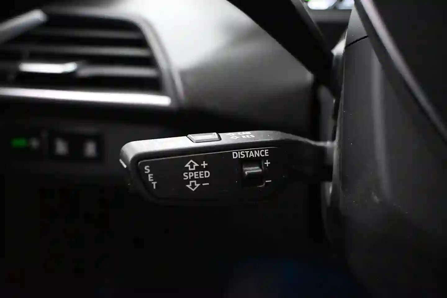Car Image - 6jITkmC8Ad51CZDk4w6hJe