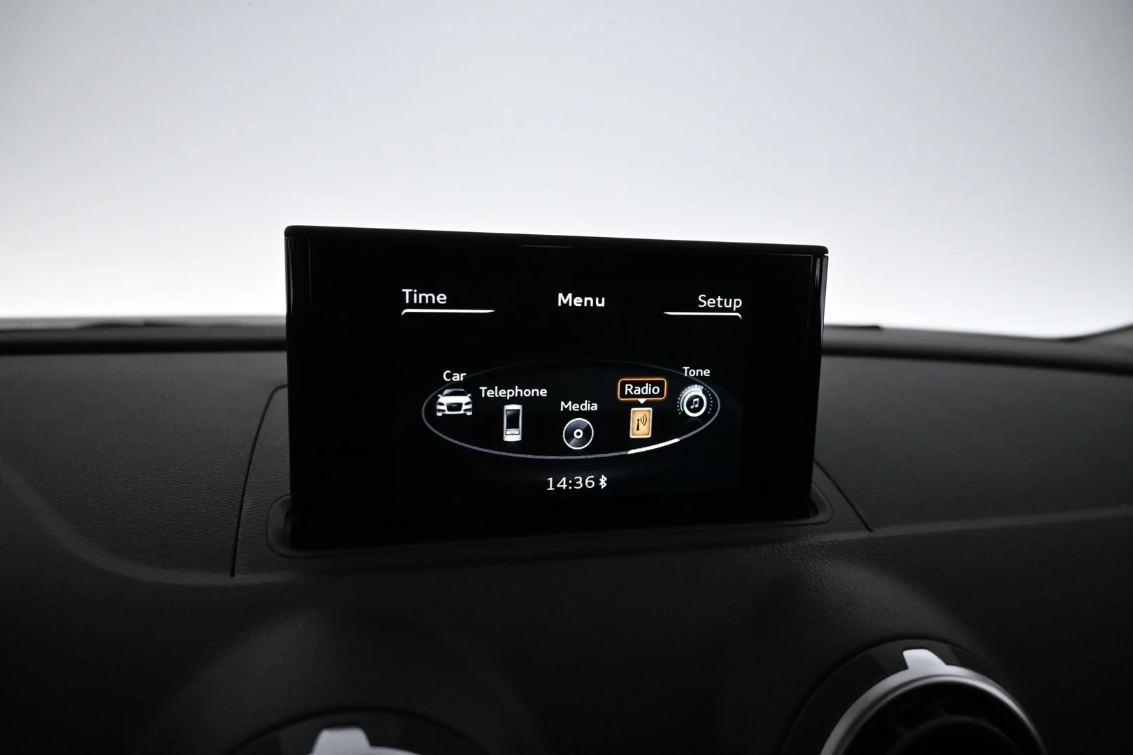 Car Image - 64L6SW3EqkNq2VerSv4jRm