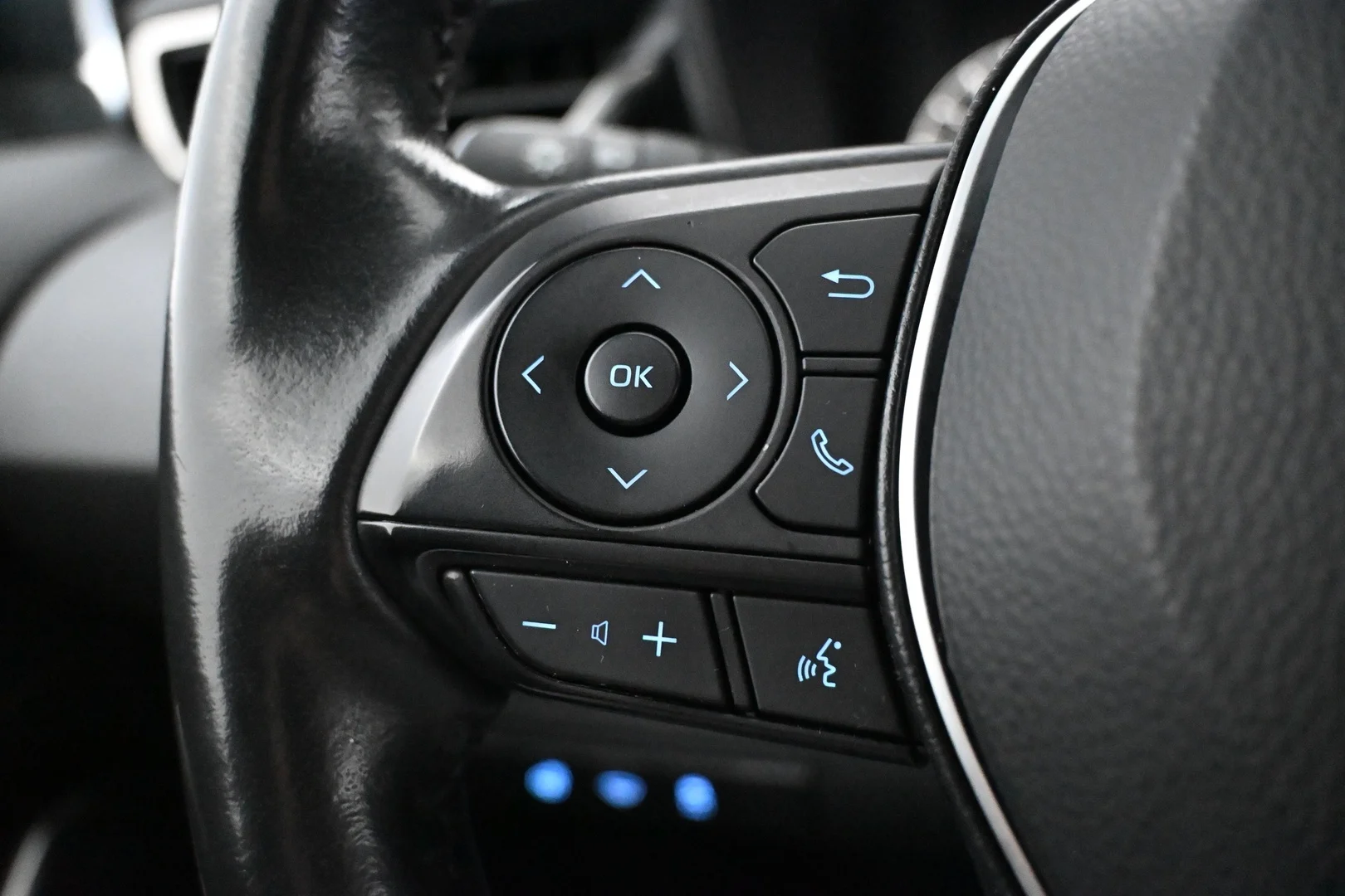 Car Image - 6iKB0iLBbDyv3vjF7XWz6r