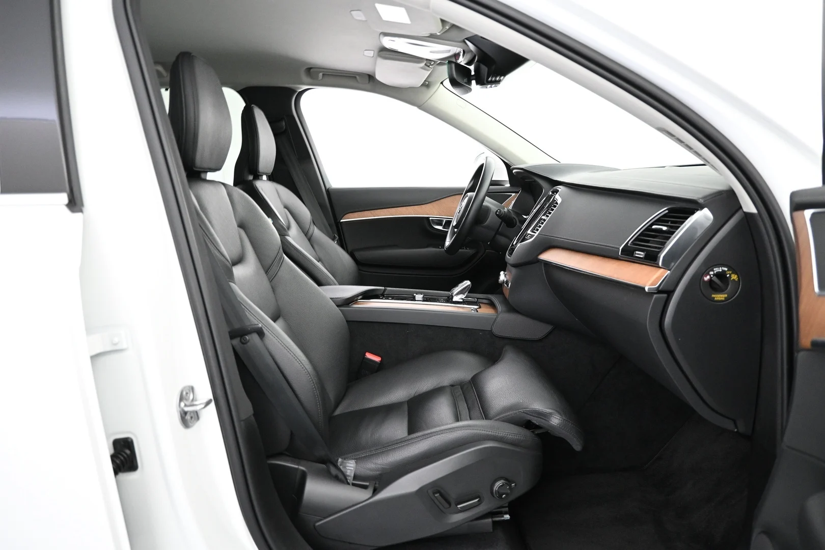 Car Image - 6owT5Hq8QRgsnl02ZtgF8f