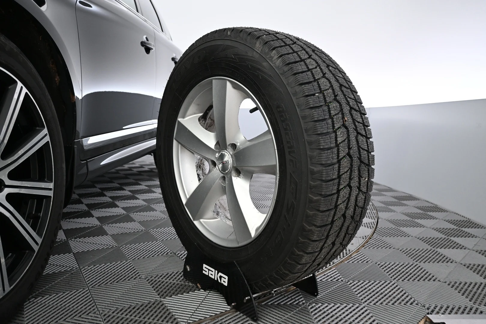 Car Image - 7dys9FGW5aYSa4CGgZzRo8