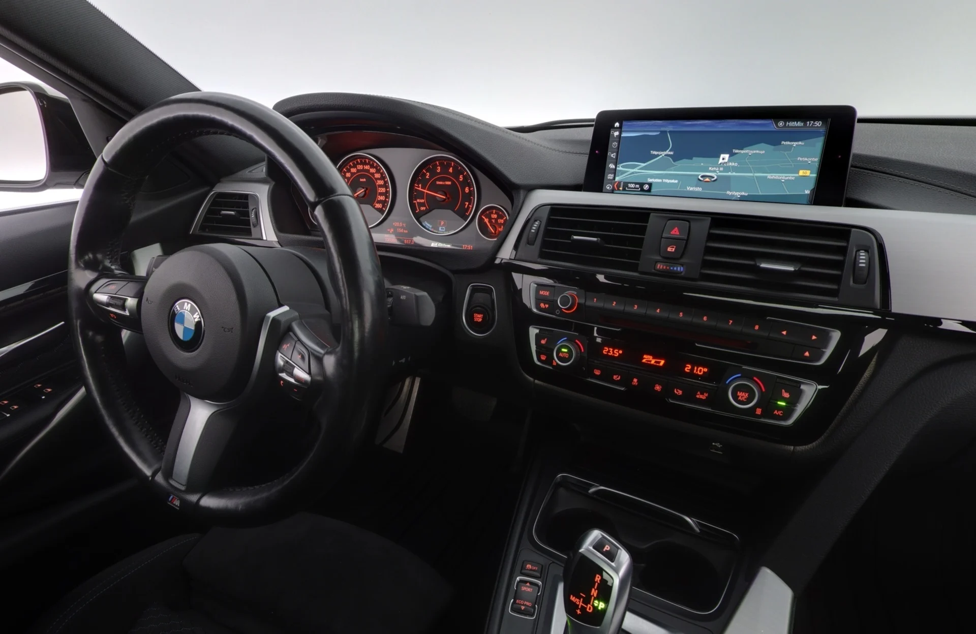 Car Image - dCIKFaSn5rqaGlC5zfkI8